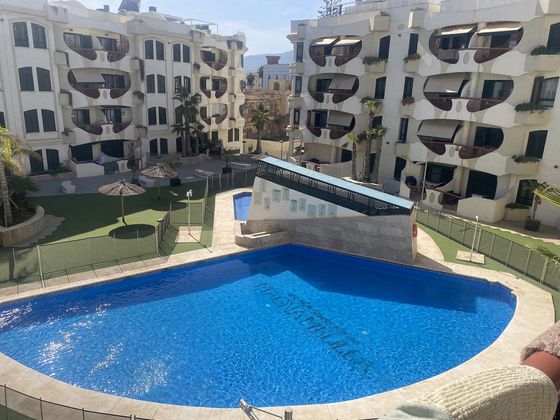 Foto 1 de Pis en venda a calle Teniente Sánchez Suárez de 4 habitacions amb terrassa i piscina