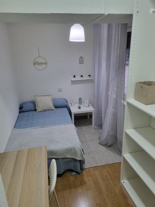 Foto 1 de Compartir pis a calle Calleja de Los Huevos de 7 habitacions amb mobles i calefacció