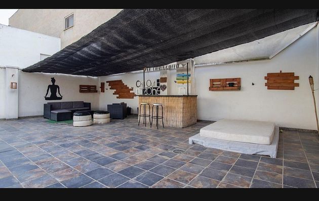 Foto 2 de Piso en venta en calle Doctor Rodríguez Fornos de 3 habitaciones con terraza y garaje
