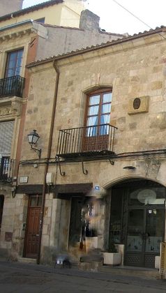 Foto 1 de Piso en venta en plaza Mayor de 4 habitaciones con terraza y balcón