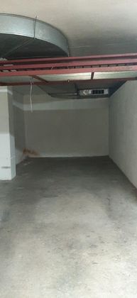 Foto 2 de Garatge en venda a calle Maragall de 16 m²
