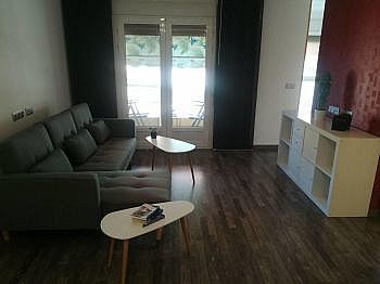 Foto 2 de Piso en alquiler en calle Pintor Velazquez de 3 habitaciones con muebles y aire acondicionado