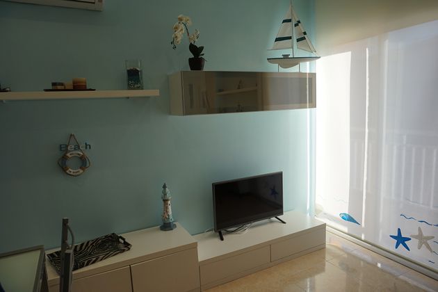 Foto 1 de Apartamento en venta en calle Sant Antoni de 1 habitación con garaje y muebles