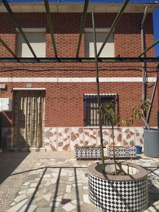 Foto 1 de Casa en venda a avenida Ntrasrade Los Santos de 4 habitacions amb terrassa i garatge