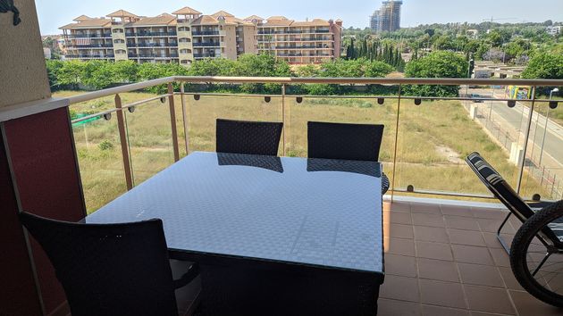 Foto 1 de Alquiler de apartamento en calle Cañas y Barro de 2 habitaciones con terraza y piscina