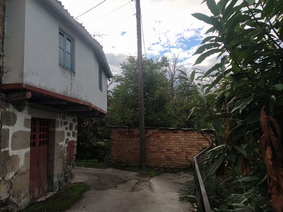 Foto 2 de Casa rural en venda a calle Sacardebois de 3 habitacions amb garatge i balcó