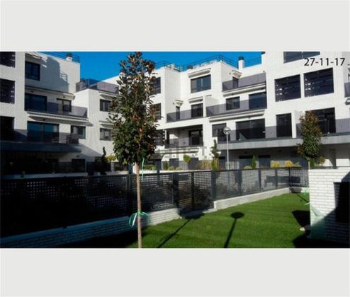 Foto 2 de Apartamento en alquiler en calle Francisco de Goya de 4 habitaciones con terraza y piscina