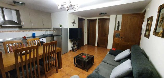 Foto 1 de Apartament en venda a calle Vallado de 2 habitacions i 63 m²