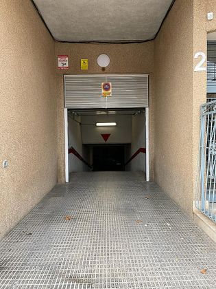 Foto 2 de Garaje en venta en calle Fernán Caballero de 16 m²