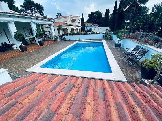 Foto 2 de Xalet en venda a avenida Accionistas de 4 habitacions amb terrassa i piscina