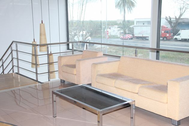 Foto 1 de Oficina en lloguer a avenida De Alicante de 14 habitacions amb mobles