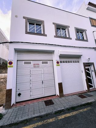 Foto 1 de Casa en venda a calle Guadarrama de 3 habitacions amb terrassa i garatge