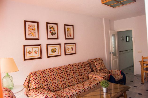 Foto 2 de Alquiler de apartamento en avenida Prieto Moreno de 2 habitaciones con terraza y garaje