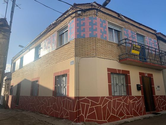 Foto 1 de Casa en venda a calle Nuestra Señora del Castillo de 3 habitacions amb terrassa i balcó