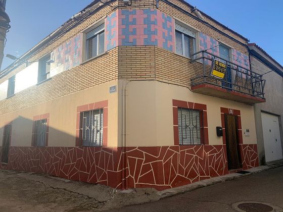 Foto 2 de Casa en venta en calle Nuestra Señora del Castillo de 3 habitaciones con terraza y balcón