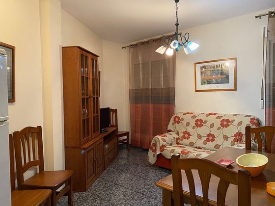 Foto 1 de Venta de piso en calle Carboneras de 3 habitaciones con muebles