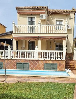 Foto 1 de Chalet en venta en carretera Alcala Utr Km de 4 habitaciones con terraza y piscina