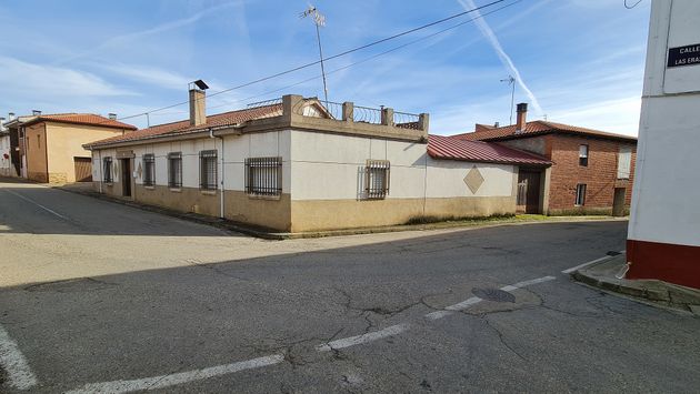 Foto 1 de Casa rural en venda a calle Bautista Diez Arias de 2 habitacions amb terrassa i garatge