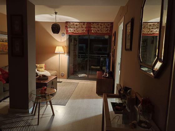 Foto 1 de Dúplex en venda a calle Josep Vicenç Foix de 2 habitacions amb garatge