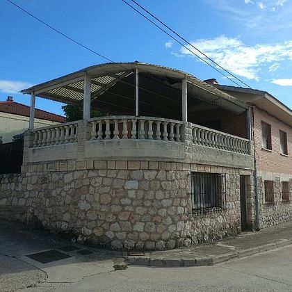 Foto 1 de Casa en venda a calle San Roque de 3 habitacions amb garatge