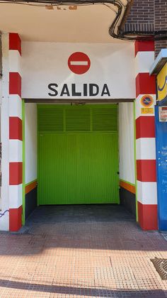 Foto 2 de Alquiler de garaje en calle Marqués de la Valdavia de 20 m²