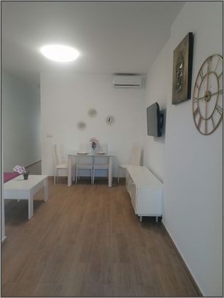 Foto 2 de Piso en alquiler en calle Piragua de 1 habitación con terraza y muebles
