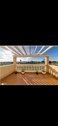Foto 1 de Casa en venta en calle Pino Piñonero de 1 habitación con terraza y piscina