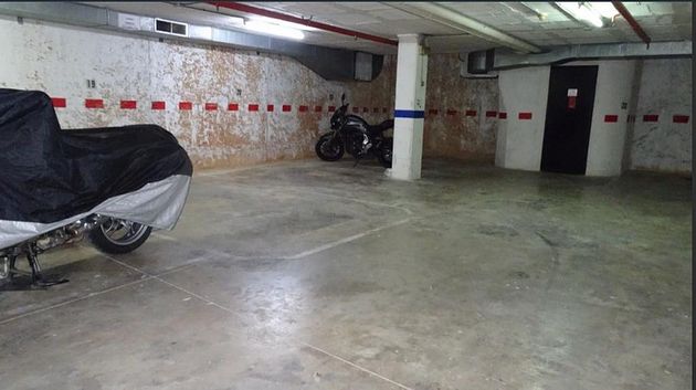 Foto 2 de Garatge en lloguer a calle Entenza de 9 m²