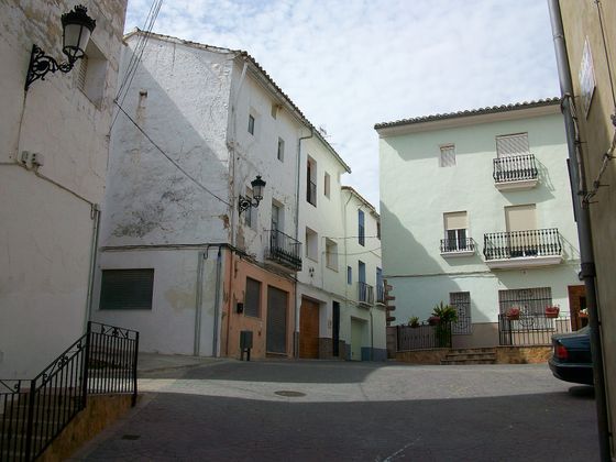 Foto 1 de Casa en venda a plaza Alacant de 5 habitacions amb terrassa