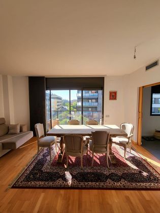 Foto 1 de Apartament en venda a calle Roc Codo de 3 habitacions i 124 m²