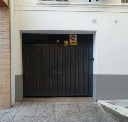 Foto 2 de Garatge en venda a calle Poeta de 10 m²