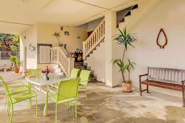 Foto 2 de Casa en lloguer a calle Balandre de 4 habitacions amb terrassa i piscina