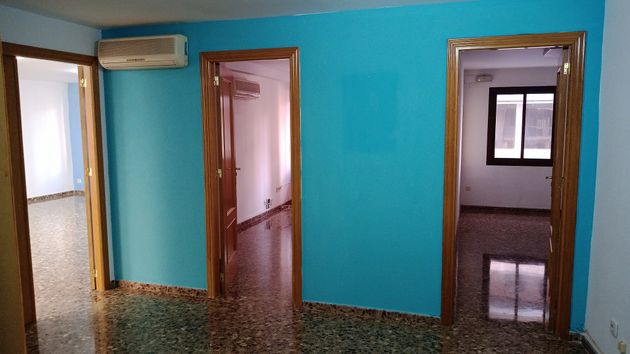 Foto 2 de Oficina en venda a calle Pablo Iglesias de 4 habitacions i 120 m²