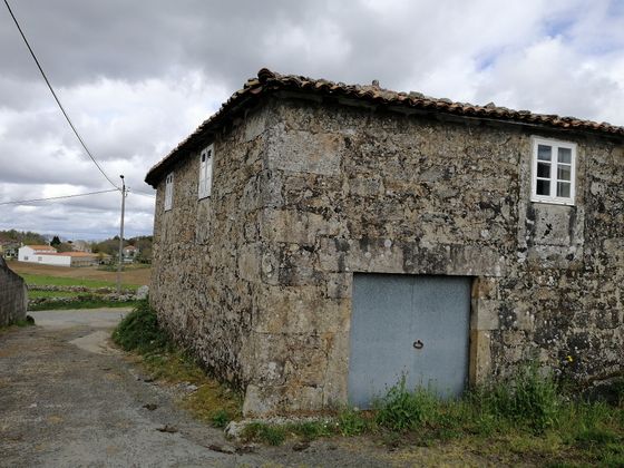 Foto 2 de Casa rural en venda a plaza de 3 habitacions amb terrassa i garatge
