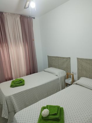 Foto 2 de Piso en venta en calle Caño Dorado de 2 habitaciones con aire acondicionado