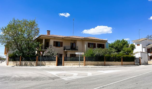 Foto 1 de Casa rural en venta en calle Caudete de 14 habitaciones con terraza y garaje
