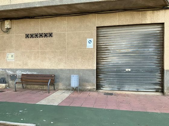 Foto 2 de Venta de chalet en avenida Valencia de 3 habitaciones con terraza y garaje