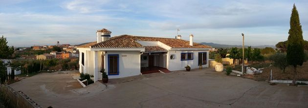 Foto 2 de Casa rural en venda a calle Sin Nombre de 8 habitacions amb terrassa i piscina