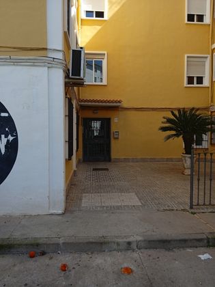 Foto 2 de Pis en venda a calle Huelva de 1 habitació i 76 m²