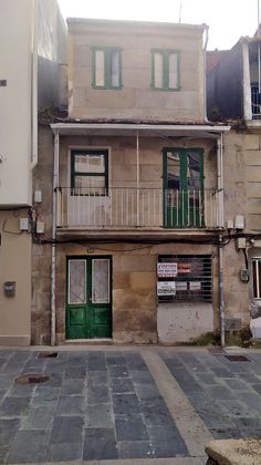 Foto 1 de Casa en venda a calle Veiguiña de 5 habitacions i 138 m²
