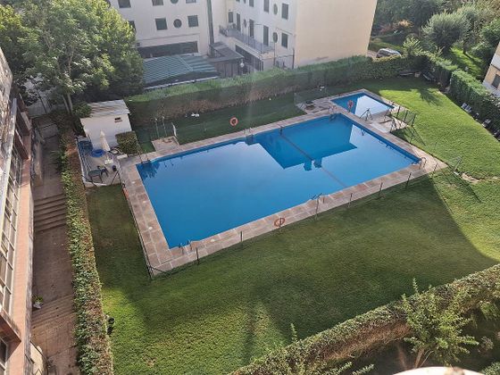 Foto 1 de Pis en venda a calle Beata Maria Antonia de 3 habitacions amb piscina i jardí