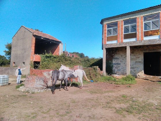 Foto 2 de Casa en venda a calle A Paxara de 3 habitacions amb terrassa i garatge