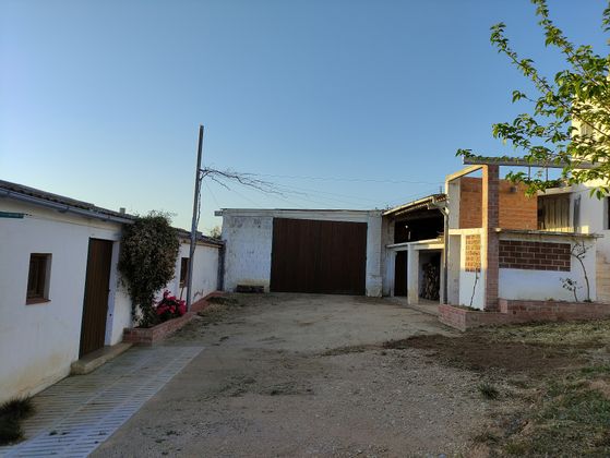 Foto 2 de Casa rural en venda a vía Camí Caus de 3 habitacions i 1012 m²