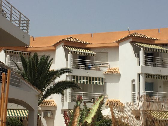Foto 2 de Apartament en lloguer a calle Cigonya de 2 habitacions amb terrassa i piscina