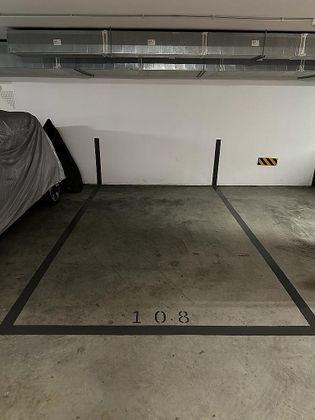 Foto 2 de Garatge en lloguer a calle Churruca de 12 m²