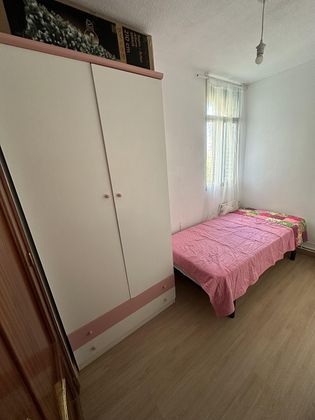 Foto 1 de Compartir pis a calle Ocaña de 3 habitacions amb mobles i aire acondicionat