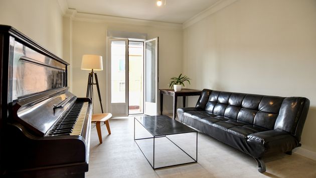 Foto 2 de Alquiler de piso en calle Moratines de 4 habitaciones y 110 m²