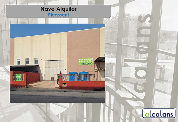 Foto 1 de Nave en alquiler en calle Camino de 608 m²