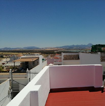 Foto 1 de Venta de casa en calle Higueras de 4 habitaciones con terraza y garaje