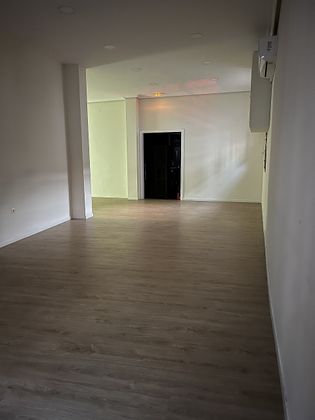 Foto 2 de Alquiler de local en calle Canónigo de 3 habitaciones y 121 m²
